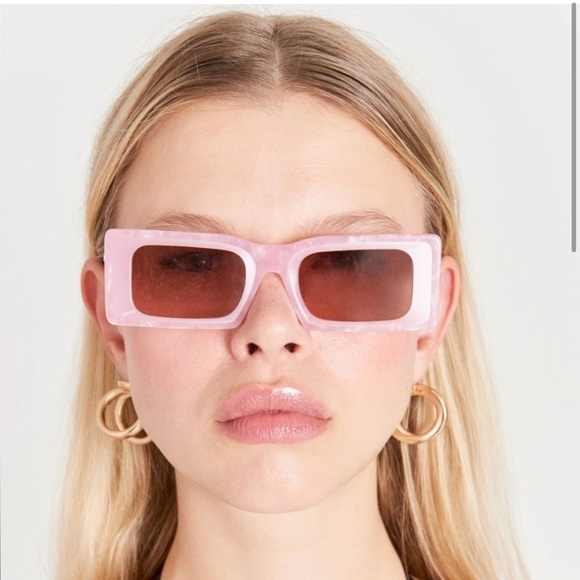 Cult Gaia Hera Sunglasses in Pink - Picture 1 of 4